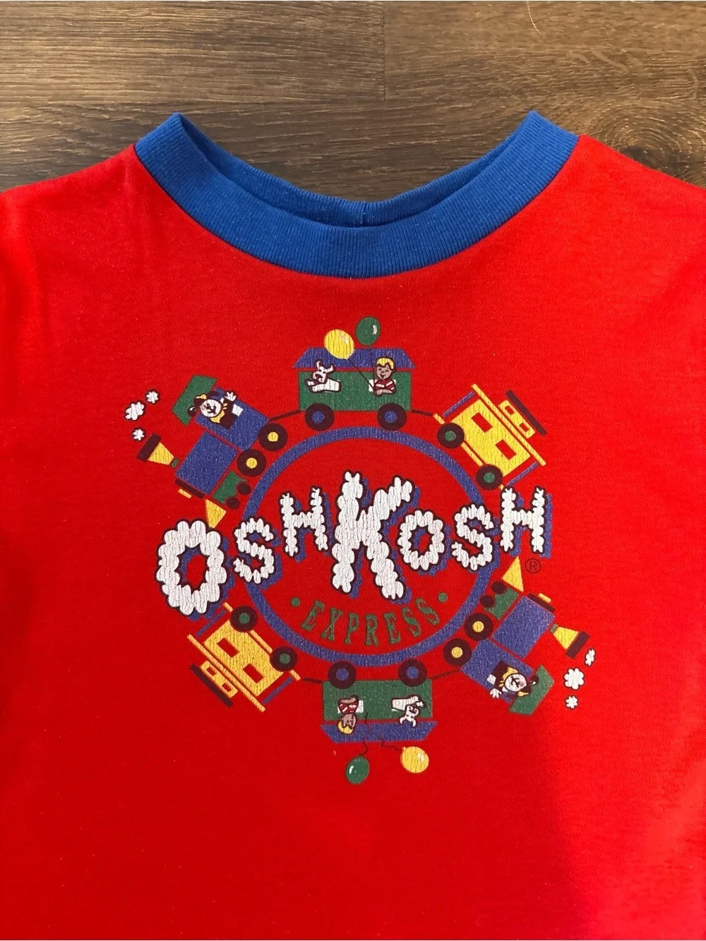 Vintage OshKosh Kids 4T Red Express Train Graphic T-shirt 1980’s Unisex